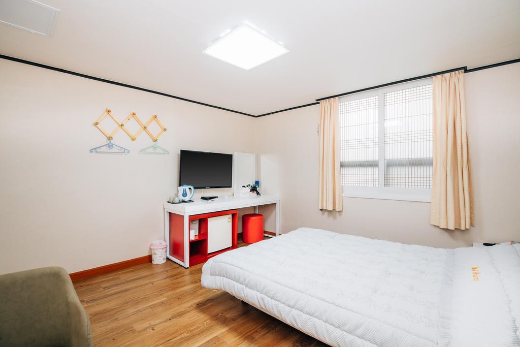 Oakra Hotel Jeju Buitenkant foto
